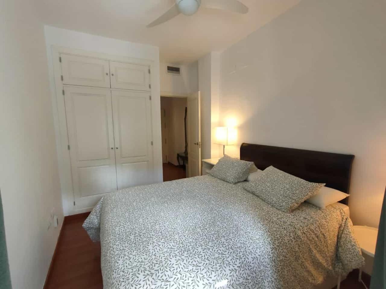 Alameda 1 Dormitorio Seville Exterior photo